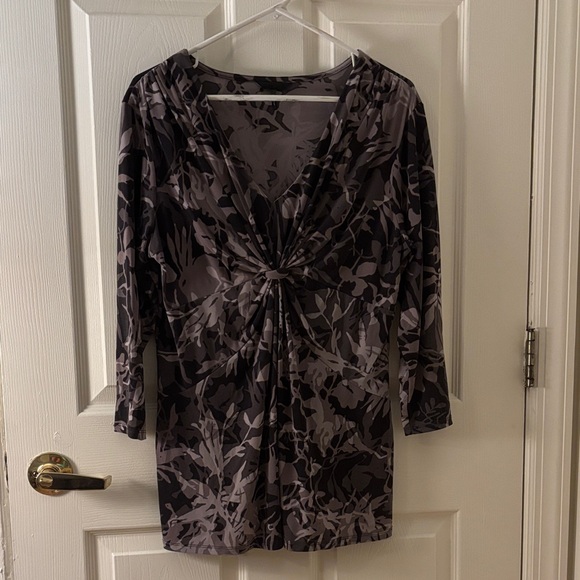 Tops - Elegant Black and Gray Women's Top